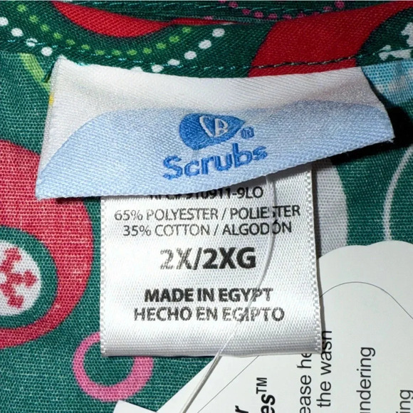 NWT SB Scrubs Christmas Print Scrub Top Size 2X Cotton Emerald Green Holiday - Picture 6 of 6